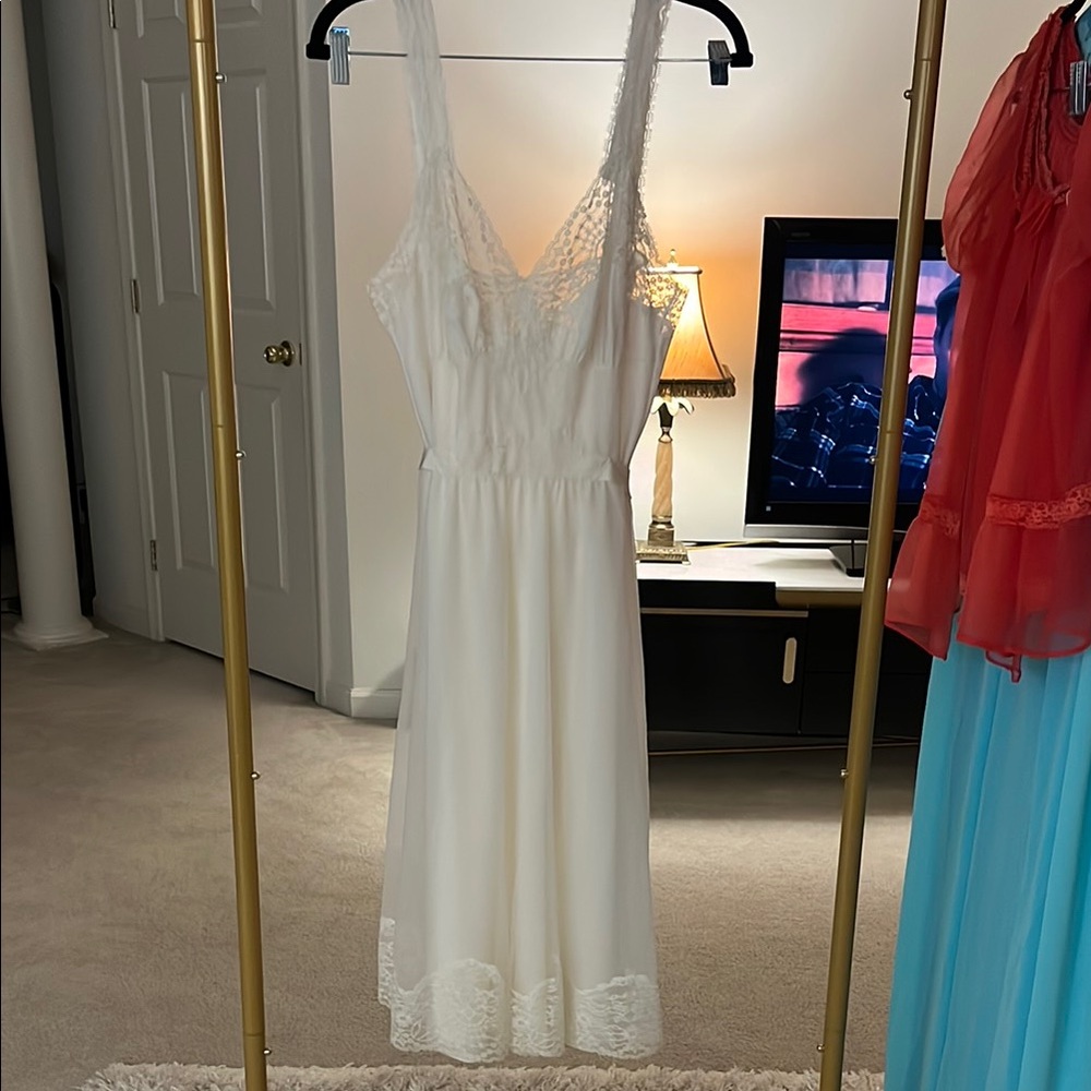 Van Raalte vintage nightgown size 36 bust
